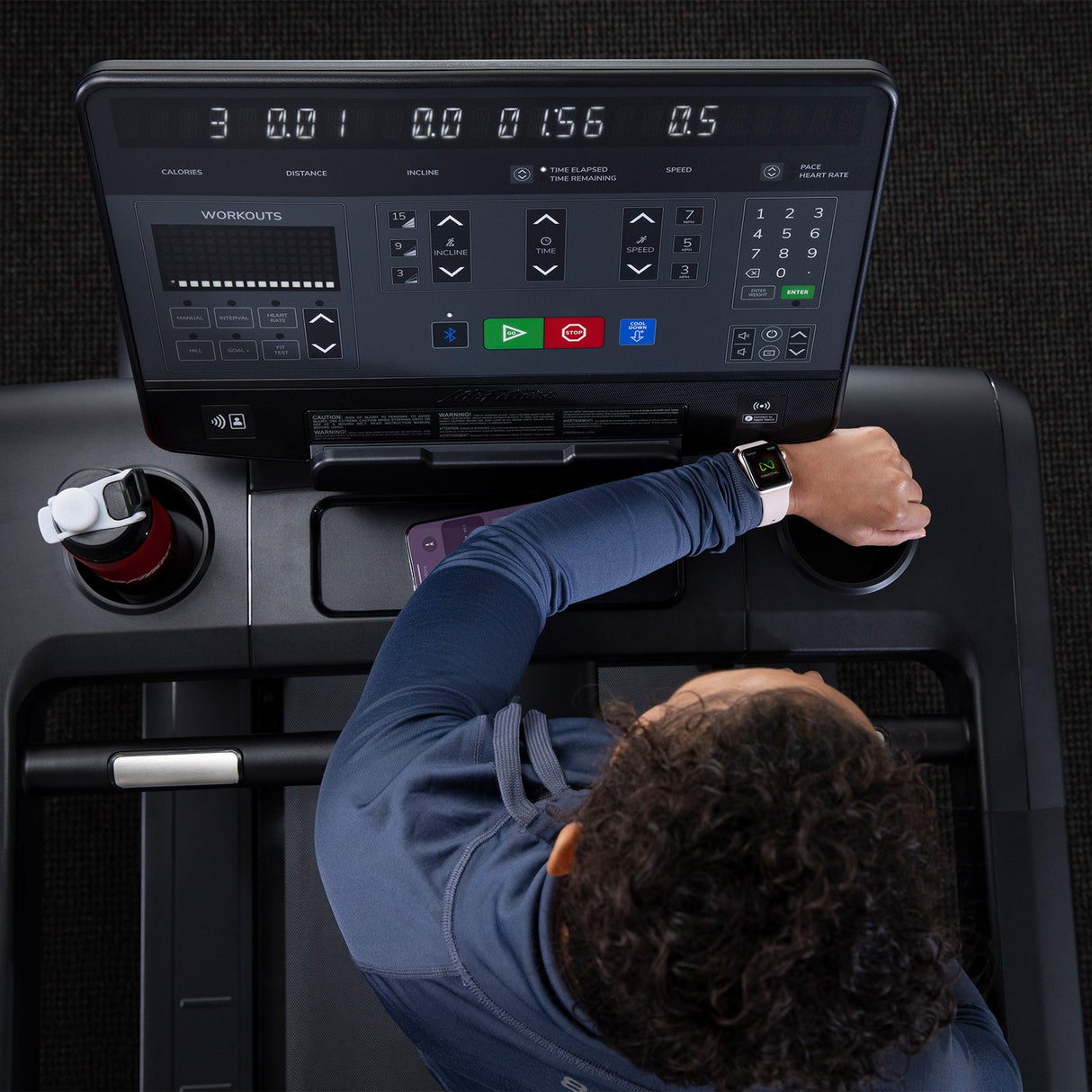 Life Fitness Aspire Commercial Treadmill with SL Console Life Fitness Treadmill, Advanced Commercial over 350lbs Life_Fitness_Aspire_Treadmill_SL_Console_Apple_Watch_Sign_In_1600_1600_1600